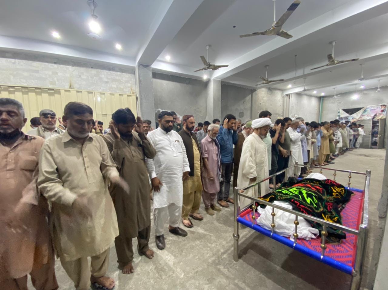 شہید عتیق رضا کی نمازہ جنازہ علامہ شبیر میثمی کی اقتداء میں ادا کردی گئی