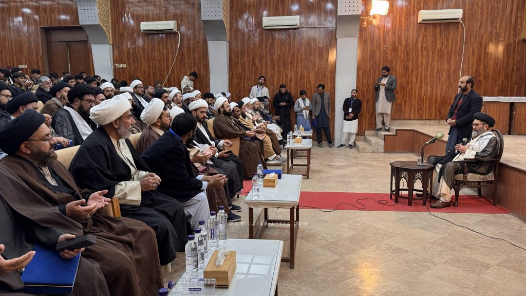 علم، تحقیق اور اہلِ قلم کی قدر دانی
جامعۃ المصطفیٰ العالمیہ اسلام آباد کے زیر اہتمام جامعۃ الکوثر میں دینی مدارس کے مصنفین و مترجمین کی علمی خدمات کے اعتراف کا پروگرام، قائد ملت جعفریہ پاکستان علامہ سید ساجد علی نقوی کا خصوصی خطاب۔
#جامعۃ_المصطفیٰ #جامعۃ_الکوثر #علامہ_ساجد_علی_نقوی #علمی_خدمات #اہل_علم